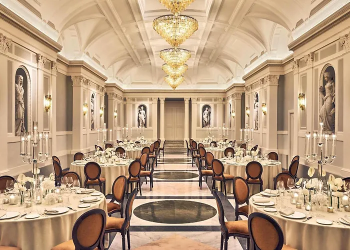 Orient Express La Minerva מלון 5*