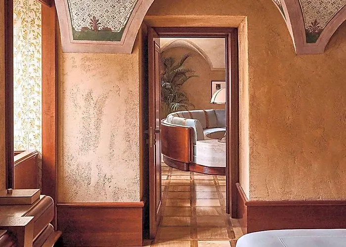 Hotel Orient Express La Minerva 5*