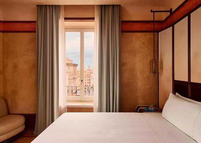 מלון Orient Express La Minerva 5*